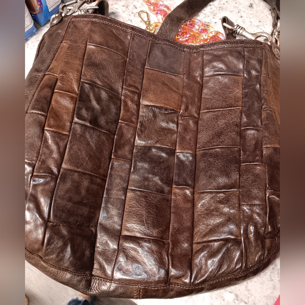 Campomaggi Brown Crossbody Bag with Distinctive Design